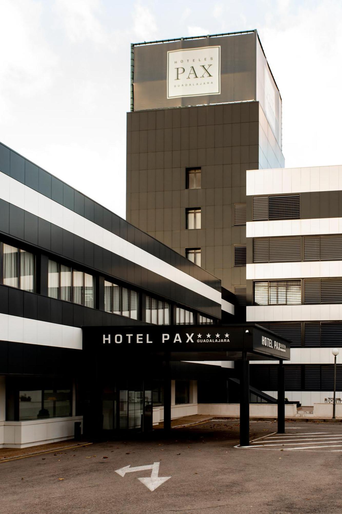 Hotel Pax グアダラハラ エクステリア 写真