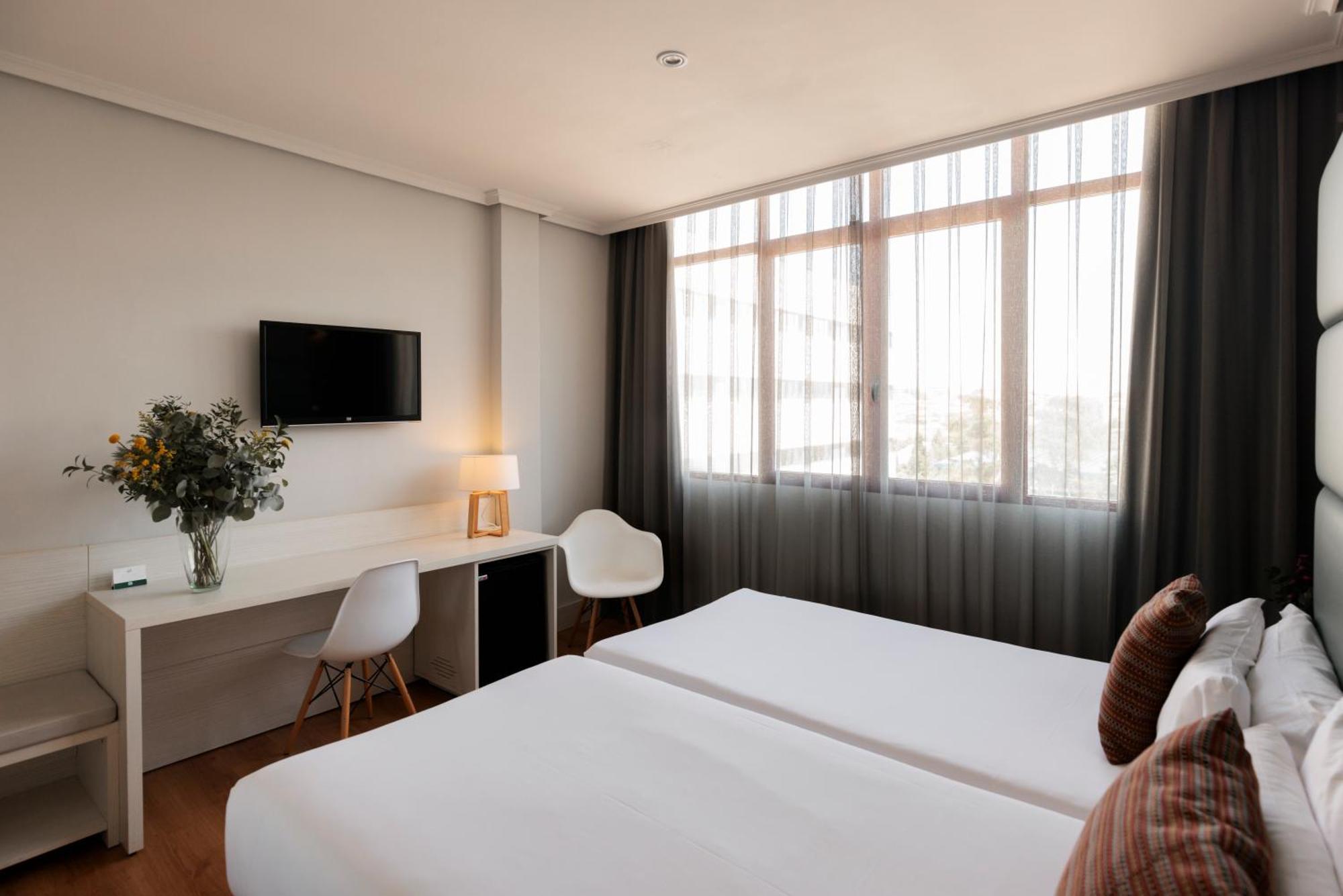 Hotel Pax グアダラハラ エクステリア 写真